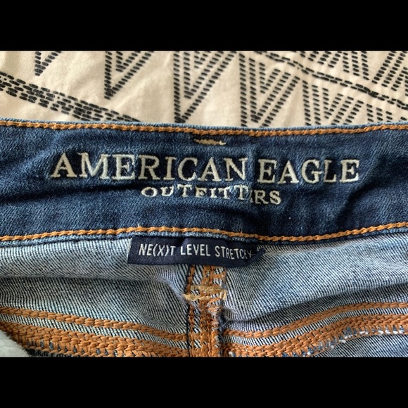 American Eagle Distressed Jean Shorts - Size 0 - Picture 3 of 5